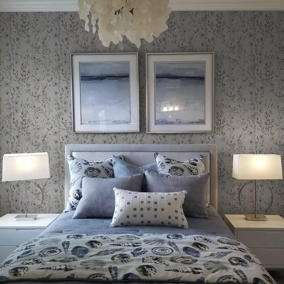Papel pintado Florística en acuarela azul y gris sobre fondo neutro a00198