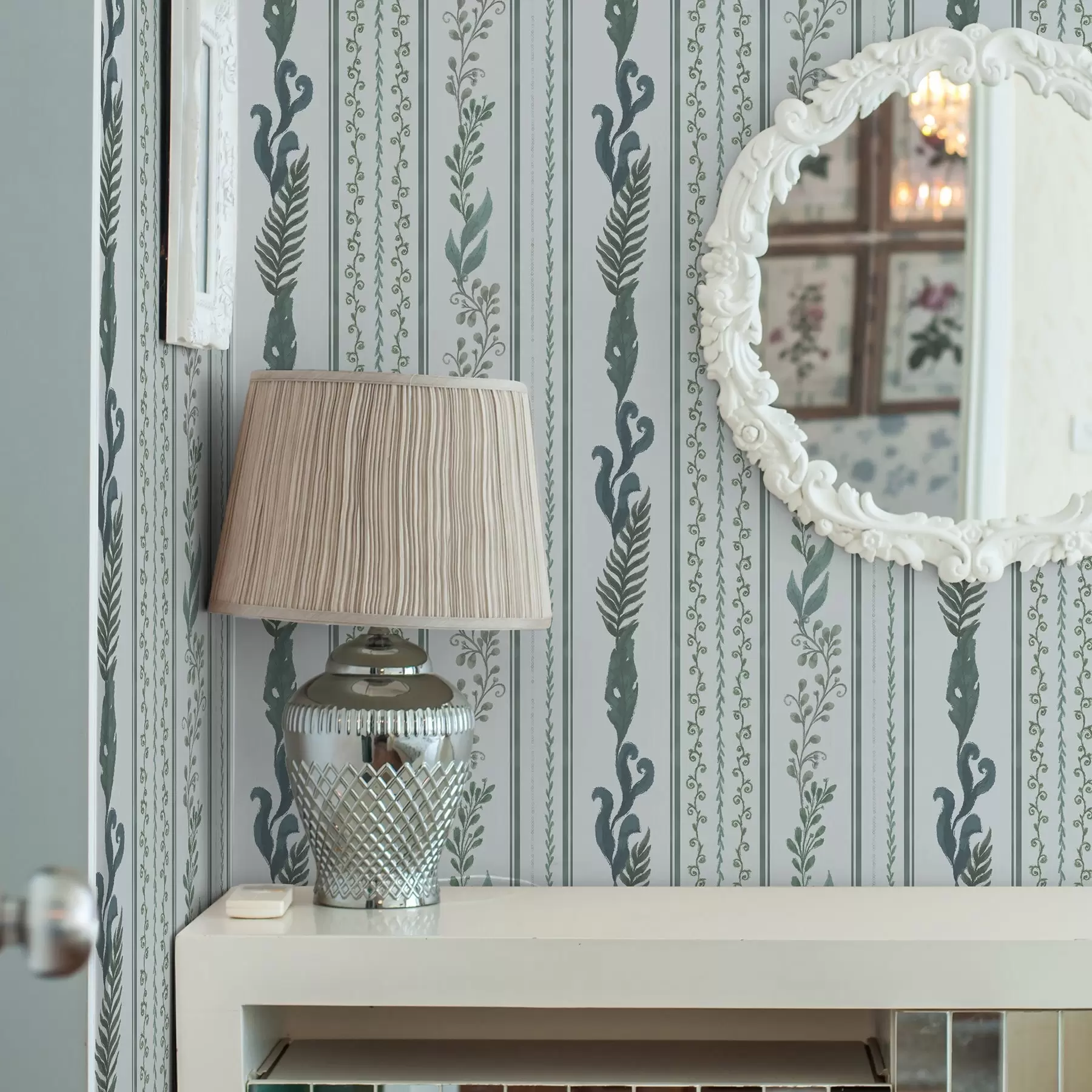 murales de pared Rayas con ramificaciones y rizos en azul claro frío a00823v1