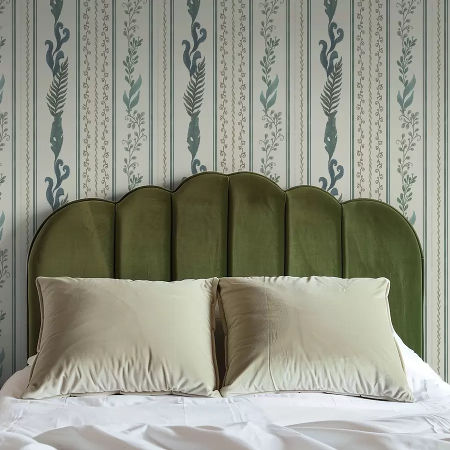 murales de pared Rayas con ramificaciones y rizos sobre un fondo cálido y lechoso. a00823v2